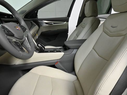 New 2024 Cadillac XT5 Premium Luxury w/ Technology Package image 8