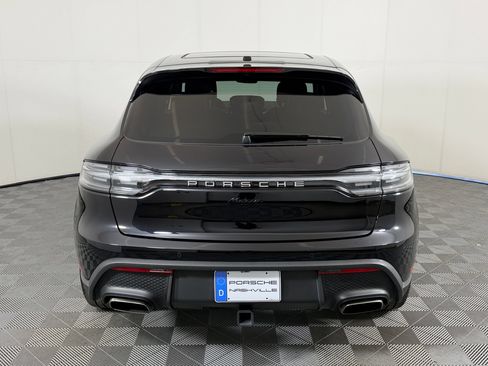 Certified 2026 Porsche Macan AWD/4WD image 11