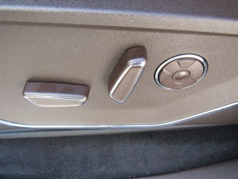 Used 2025 Ford F150 King Ranch AWD/4WD image 11