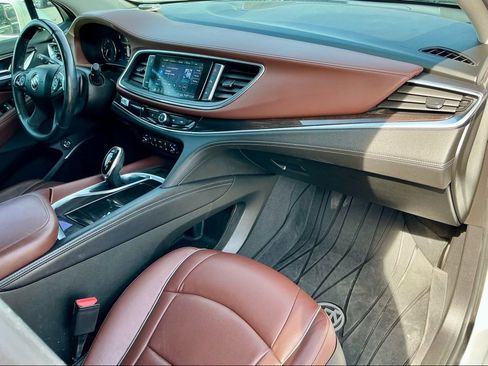 Used 2020 Buick Enclave Avenir w/ Avenir Technology Package image 25