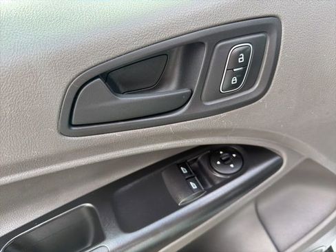 Used 2022 Ford Transit Connect XL image 12