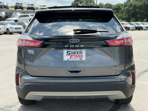 Used 2024 Ford Edge SEL w/ Convenience Package AWD/4WD image 6