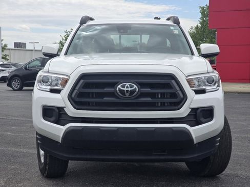 Used 2023 Toyota Tacoma SR AWD/4WD image 9