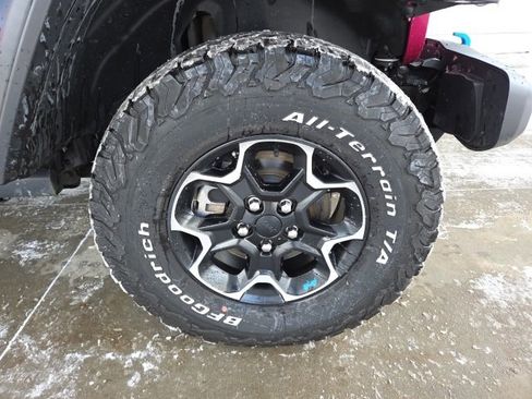 Used 2022 Jeep Wrangler Unlimited Rubicon 4xe w/ Dual Top Group image 74