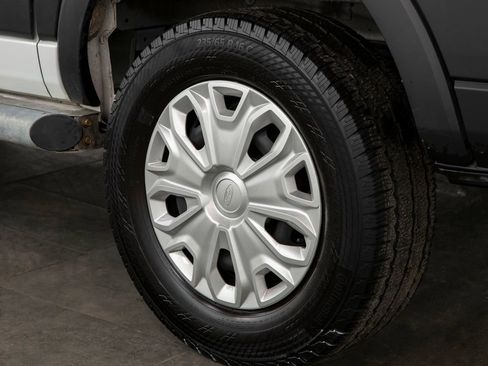 Used 2024 Ford Transit 250 Low Roof w/ Exterior Upgrade Package image 10