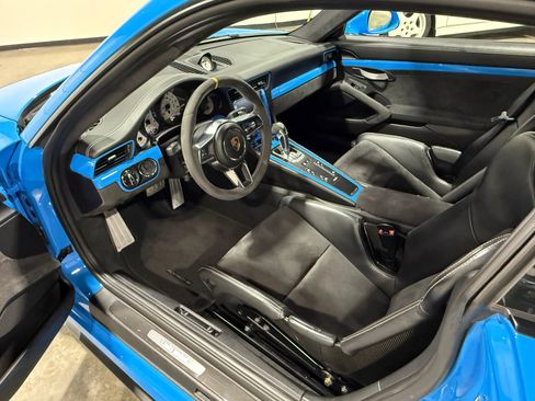 Used 2016 Porsche 911 GT3 RS RWD image 47