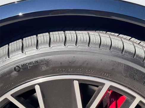 New 2025 Porsche Macan Turbo Electric image 14