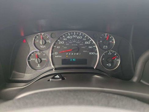New 2026 Chevrolet Express 2500 RWD image 30