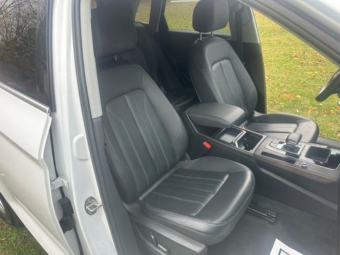 Used 2021 Audi Q5 2.0T Premium image 15