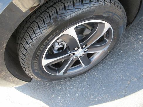 Certified 2022 Buick Enclave Essence w/ Experience Buick Package AWD/4WD image 13