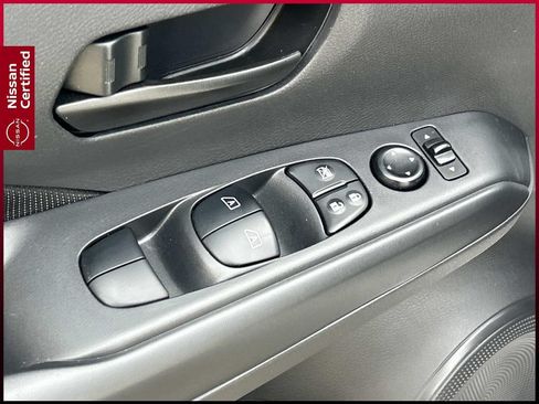 Certified 2025 Nissan Kicks Play S FWD image 17