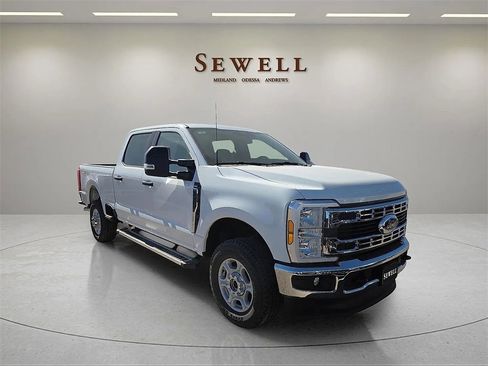 New 2026 Ford F250 XLT w/ FX4 Off-Road Package image 7