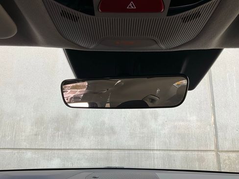 Used 2025 Kia K4 LXS image 16