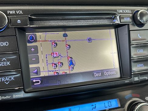 Used 2013 Toyota RAV4 Limited AWD/4WD image 19