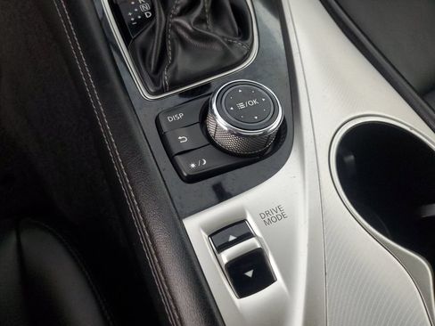 Used 2020 INFINITI Q50 Luxe AWD/4WD image 16