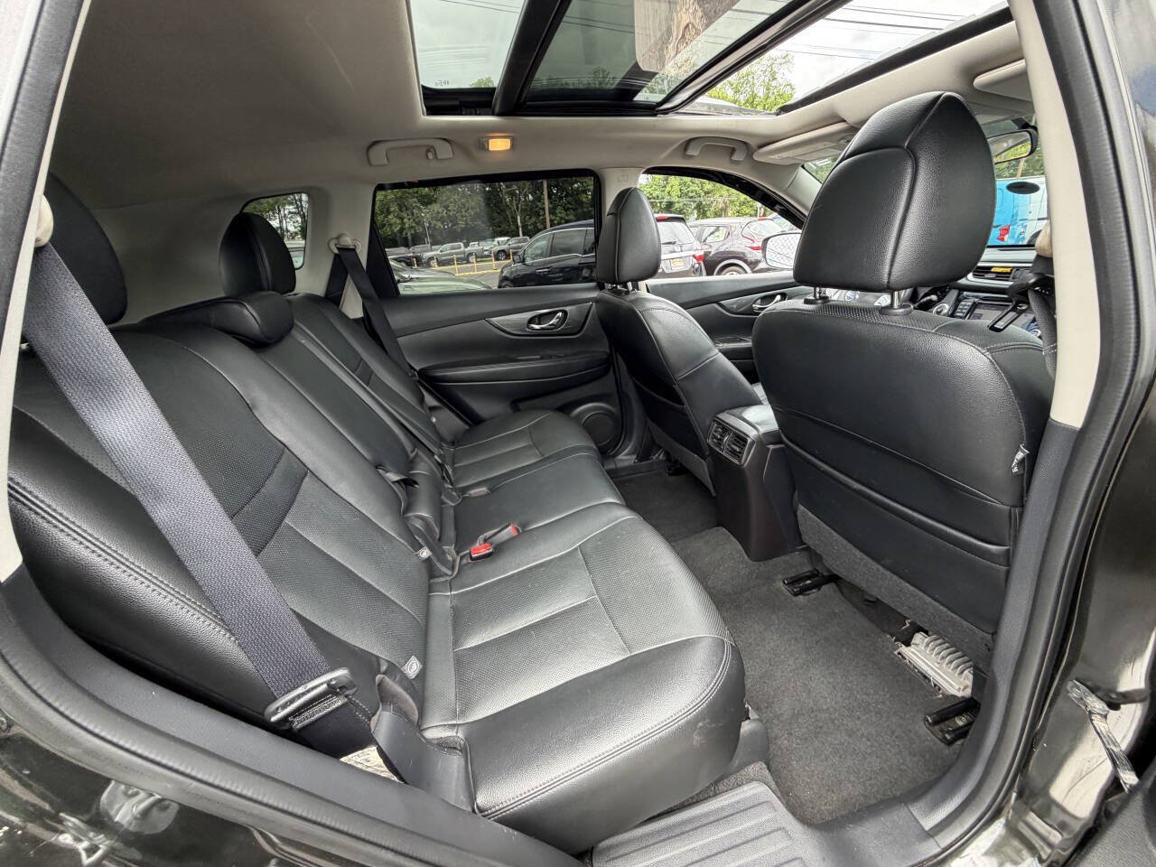Used 2016 Nissan Rogue SL w/ SL Premium Package AWD/4WD image 11