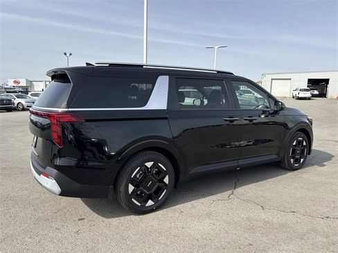 New 2026 Kia Carnival EX image 2