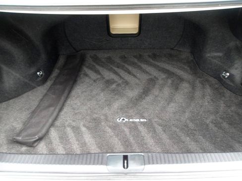 Used 2016 Lexus ES 350 w/ Luxury Package w/Wood Trim FWD image 13