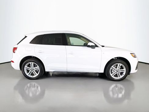 Used 2023 Audi Q5 e Premium w/ Convenience Package AWD/4WD image 8