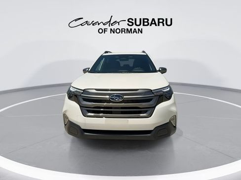 Used 2026 Subaru Forester Premium AWD/4WD image 4