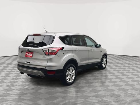 Used 2017 Ford Escape SE AWD/4WD image 35