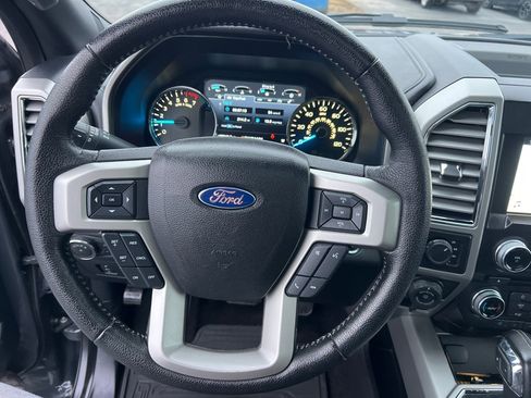 Used 2016 Ford F150 Lariat w/ Equipment Group 502A Luxury image 29