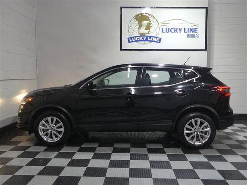 Used 2021 Nissan Rogue Sport S image 7