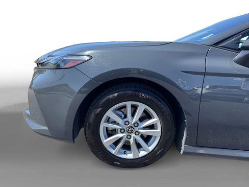 Used 2025 Toyota Camry LE FWD image 9