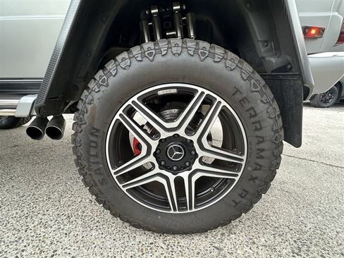Used 2017 Mercedes-Benz G 550 Squared image 37