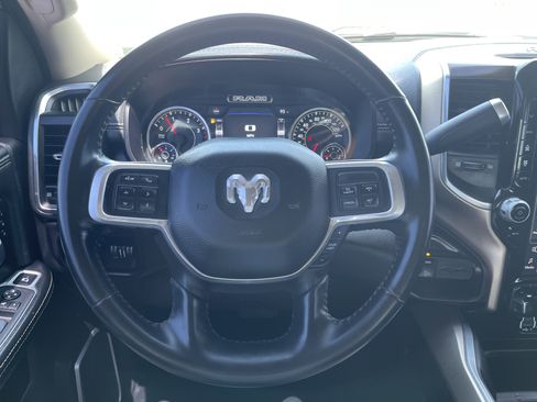 Used 2022 RAM 2500 Laramie AWD/4WD image 17