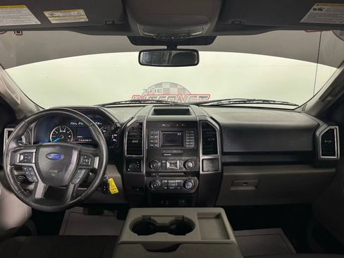 Used 2015 Ford F150 XLT w/ Equipment Group 301A Mid image 11