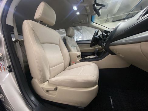 Used 2019 Subaru Outback 2.5i image 28