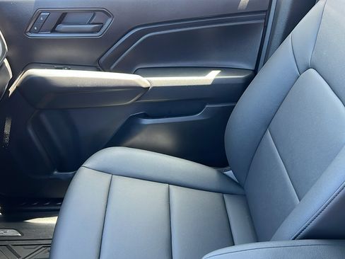 New 2026 Chevrolet Colorado Trail Boss AWD/4WD image 18