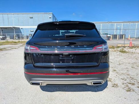 Used 2022 Lincoln Nautilus Reserve FWD image 4