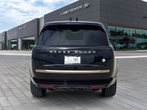 Used 2023 Land Rover Range Rover SV AWD/4WD image 4