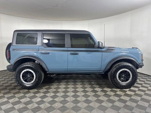 Certified 2022 Ford Bronco Badlands w/ Sasquatch Package AWD/4WD image 2