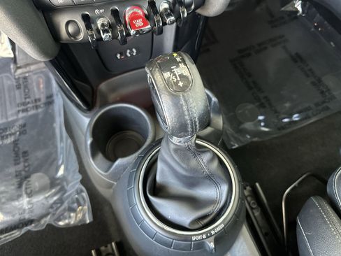 Used 2015 MINI Cooper S image 23