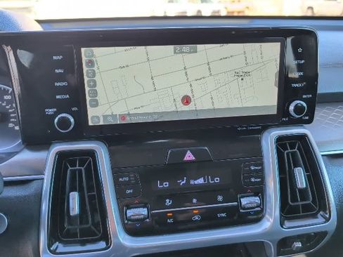 Used 2021 Kia Sorento SX image 23