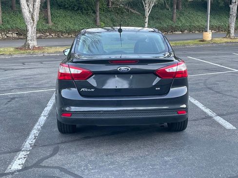 Used 2014 Ford Focus SE image 4
