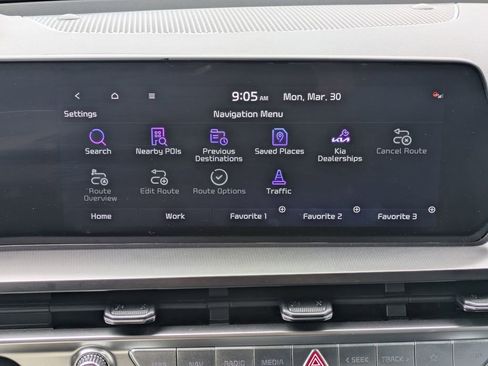 Used 2025 Kia Telluride S image 19