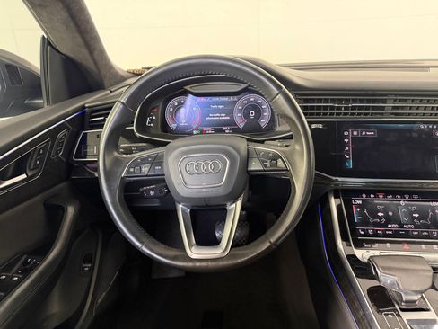 Used 2019 Audi Q8 Prestige AWD/4WD image 30