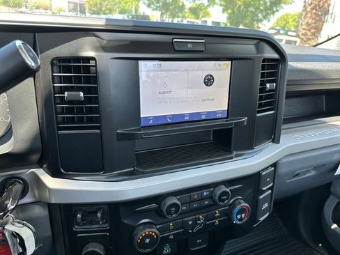 New 2025 Ford F350 XL w/ XL Chrome Package RWD image 25
