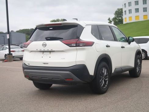 Used 2023 Nissan Rogue S AWD/4WD image 5