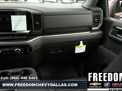 New 2025 GMC Sierra 1500 Elevation image 35