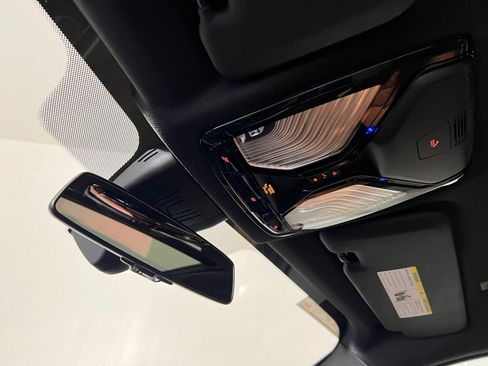 Used 2023 BMW X5 M50i w/ Climate Comfort Package image 12