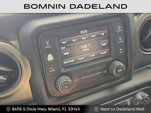 Used 2019 Jeep Wrangler Unlimited Sport image 24