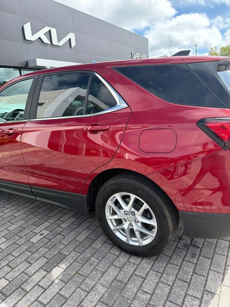 Used 2024 Chevrolet Equinox LT FWD image 14