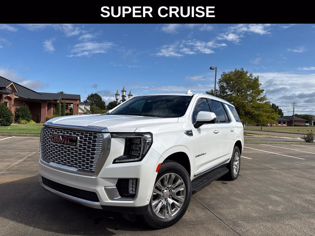 Used 2024 GMC Yukon Denali w/ Advanced Technology Package AWD/4WD image 3