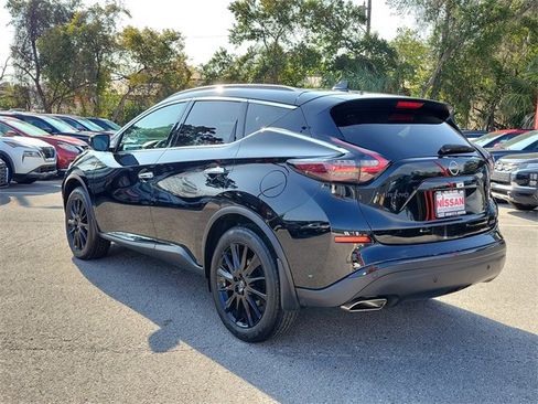 Used 2023 Nissan Murano SV w/ SV Midnight Edition Package image 4