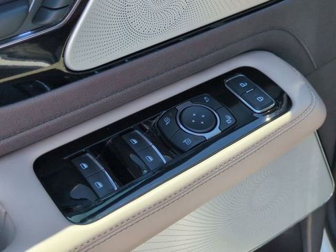 Used 2021 Lincoln Aviator Reserve w/ Equipment Group 202A AWD/4WD image 13